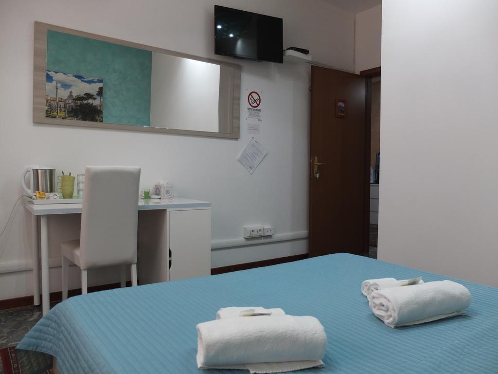 Maxim Rooms 로마 외부 사진